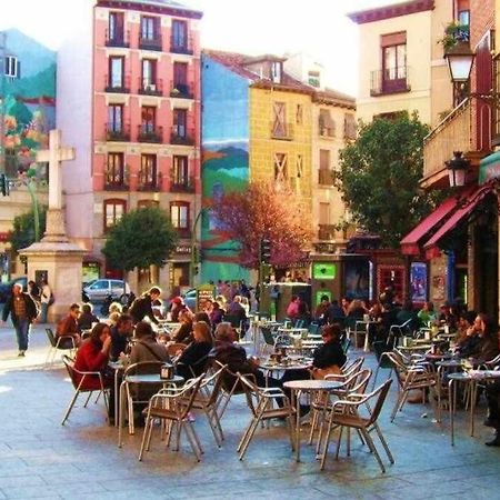 Ferienwohnung Encantador Madrid Centro Alojamiento Por Temporada Exterior foto